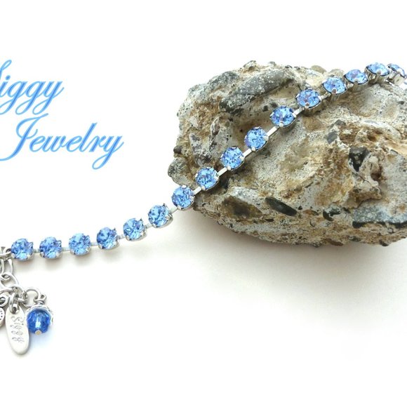 Light Sapphire Tennis Bracelet made with Genuine Austrian Crystals in 6mm - Picture 5 of 7